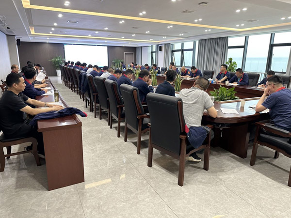 公司召開(kāi)安全、環(huán)保、職業(yè)衛(wèi)生工作會(huì)議 
